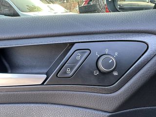 Volkswagen Golf 2018 *GTE DSG*204ps*Plug in*-thumb-28