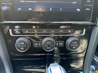 Volkswagen Golf 2018 *GTE DSG*204ps*Plug in*-thumb-23