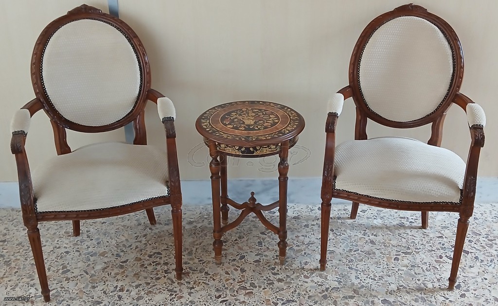 ΣΕΤ 2 ΠΟΛΥΘΡΟΝΕΣ ΜΕ ΤΡΑΠΕΖΙ