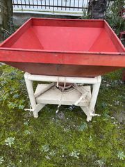Fertiliser Spreaders Agrotis 2010