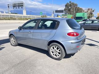 Alfa Romeo Alfa 147 2004-thumb-4