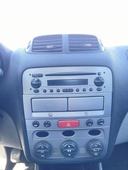 Alfa Romeo Alfa 147 2004-thumb-11