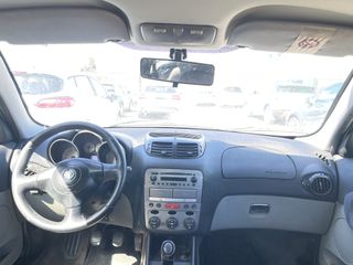 Alfa Romeo Alfa 147 2004-thumb-13