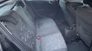 Opel Corsa 2012-thumb-37