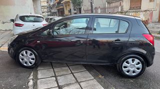 Opel Corsa 2012-thumb-13