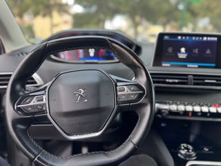 Peugeot 3008 2019-thumb-14