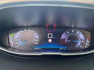 Peugeot 3008 2019-thumb-16
