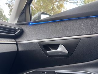 Peugeot 3008 2019-thumb-29