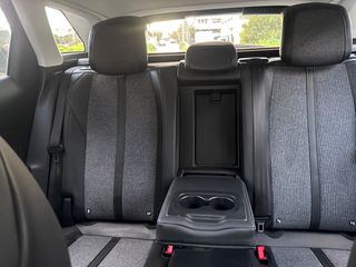 Peugeot 3008 2019-thumb-31