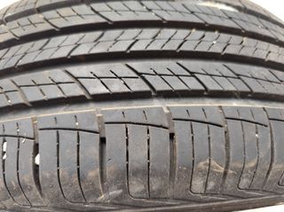Ελαστικά 2hankook. Dunapro2 215/60/17