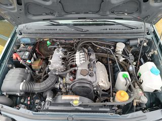 Suzuki Jimny 2000-thumb-20