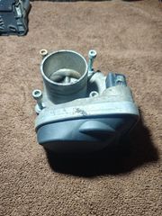 πεταλουδα γκαζιου vw,seat,skoda 036133062N