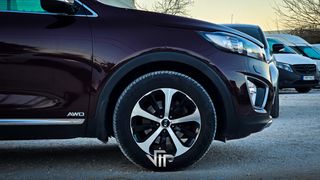Kia Sorento 2018 2.0 CRDi Buisness 7-Seats-thumb-4