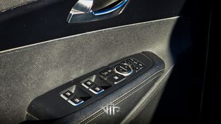 Kia Sorento 2018 2.0 CRDi Buisness 7-Seats-thumb-20