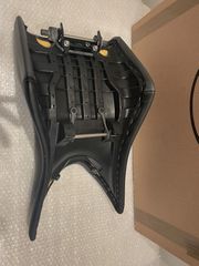 ΠΡΟΣΦΟΡΑ OLD STOCK Triumph front seat TIGER 800   σελλα οδηγού  T2304370-thumb-3