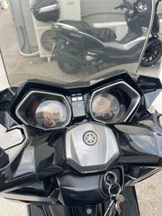 Yamaha XMAX 250 2015-thumb-6