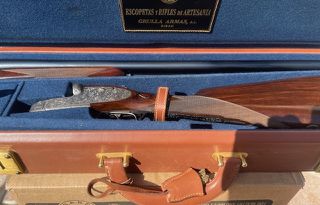 GRULLA ARMAS 215