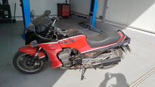 Kawasaki GPZ 750 1985 ninja