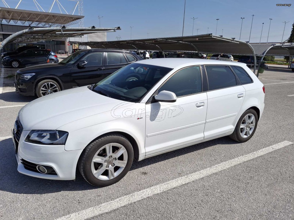 Audi A3 2011 1.6 TDI S-LINE