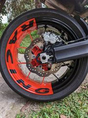 KTM 990 Supermoto 2009-thumb-16