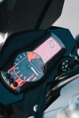 KTM 990 Supermoto 2009-thumb-2