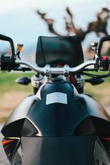 KTM 990 Supermoto 2009-thumb-13