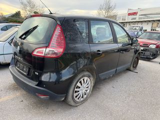 Πωλούνται ανταλλακτικά για RENAULT SCENIC
