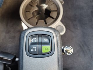 Smart ForTwo 2014 ΔΕΡΜΑ / NAVI / ΟΘΟΝΗ TFT / F1 / ΗΛΕΚΤΡΙΚΟ ΤΙΜΟΝΙ / EURO6-thumb-32