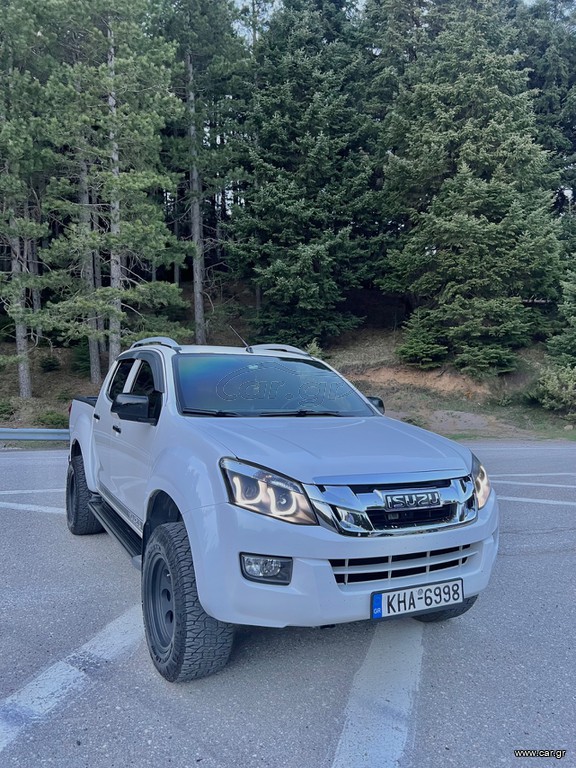 Isuzu D-Max 2015