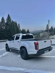 Isuzu D-Max 2015-thumb-7