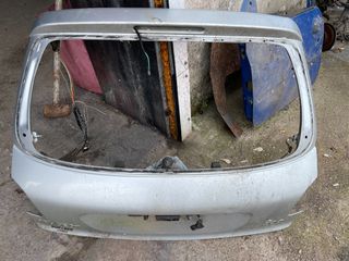 Πορτ Μπαγκαζ από Peugeot 206