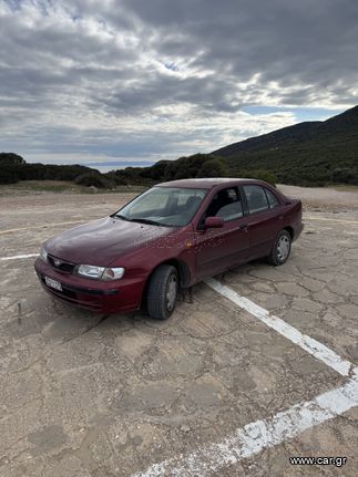 Nissan Almera 2000