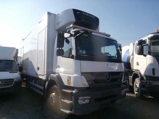 Ψυγείο Mercedes-Benz 2013 1824 ΨΥΓΕΙΟ