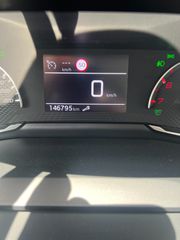 Peugeot 2008 2021-thumb-4