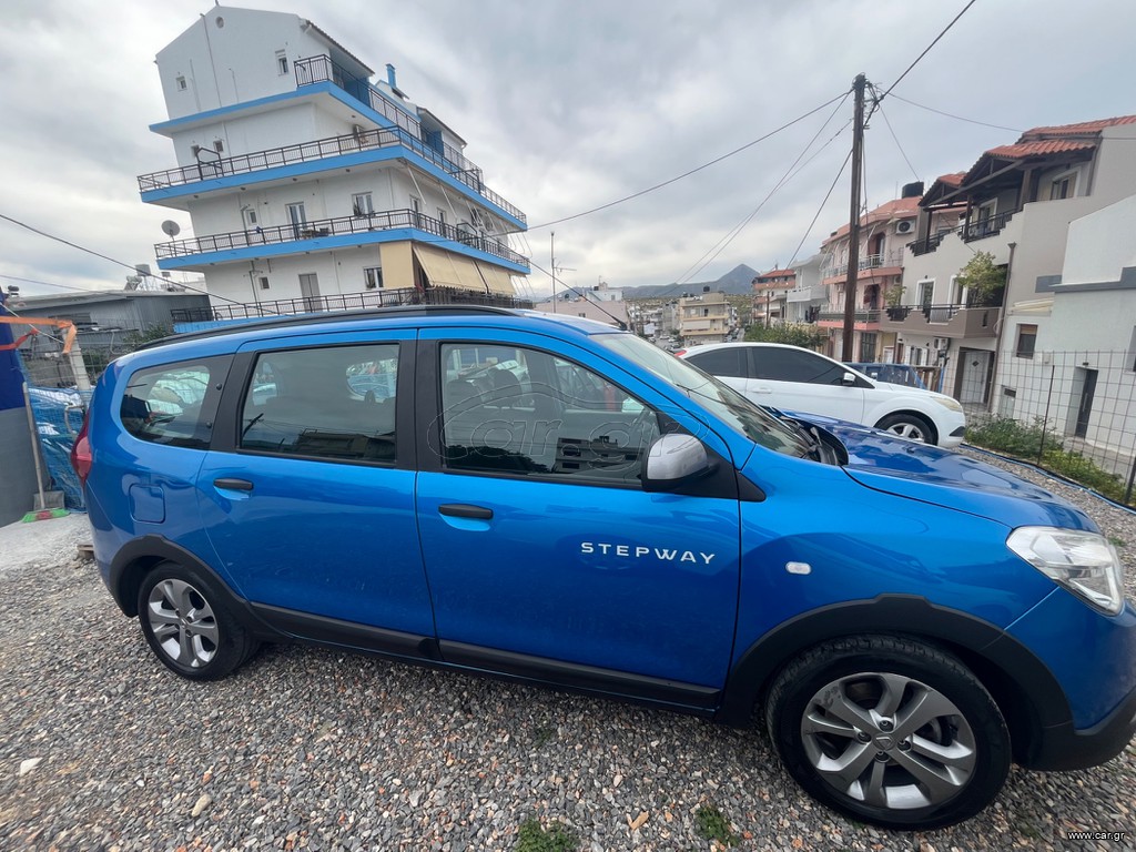 Dacia Lodgy 2016 stepway 7 θεσιο 1.2  turbo 115