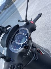 Piaggio Beverly 300 2019 ΕΚΔΟΣΗ 300S - ΜΕ ABS / ASR & ΒΑΛΙΤΣΑ - ΕΛΛΗΝΙΚΗΣ ΑΝΤΙΠΡΟΣΩΠΕΙΑΣ - ΑΝΤΑΛΛΑΓΗ ΜΕ ΑΥΤΟΚΙΝΗΤΟ-thumb-12