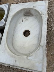 Παλιό μαρμάρινο νυπτηρακι, νεροχύτης γούρνα βρύση, βρυσάκι λευκό ελληνικό μάρμαρο  Μεγάλη ποικιλία σε μαρμάρινους νιπτήρες, νεροχύτης, αγαλματίδια αγάλματα, γλυπτά