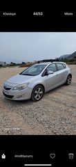 Opel Astra 2010-thumb-5