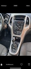 Opel Astra 2010-thumb-19