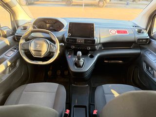 Peugeot Partner 2021-thumb-9