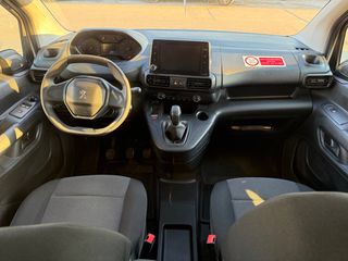 Peugeot Partner 2021-thumb-10