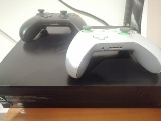 Xbox One X