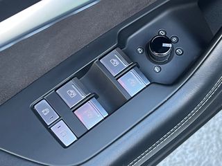 Audi RS6 2020-thumb-37