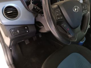 Hyundai i 10 2017-thumb-10