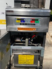Φριτέζα Ηλεκτρική Επιδαπέδια Με 1 Κάδο 24Lt 51x80x115Cm FRYMASTER - Μεταχειρισμένη.-thumb-1