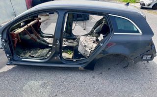 Πλαϊνή Πάντα Αριστερή Opel Insignia A S.W.
