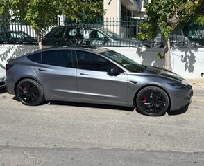 Tesla Model 3 2024 PERFORMANCE
