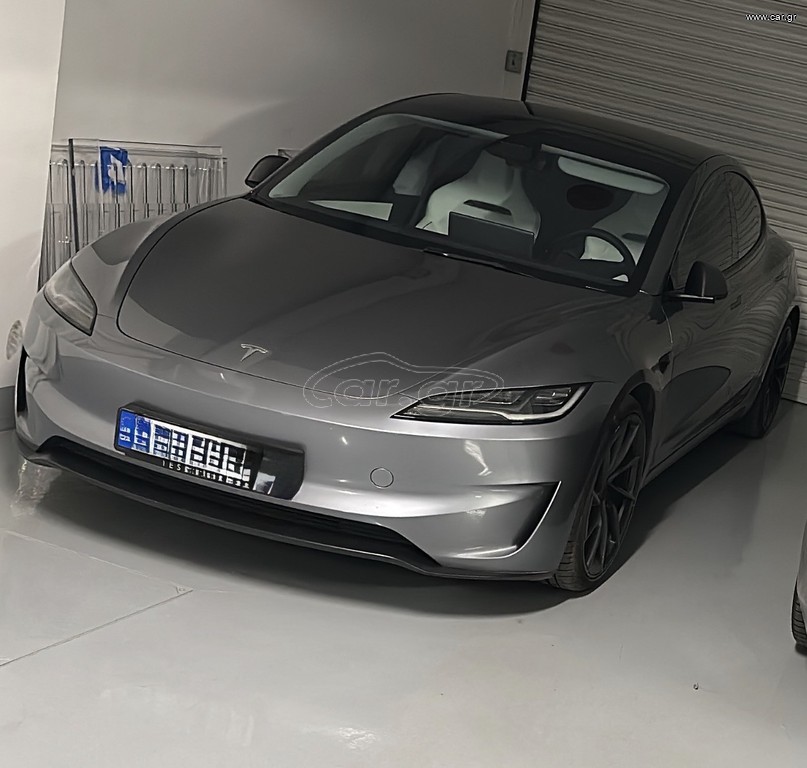 Tesla Model 3 2024 PERFORMANCE