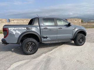 Ford Raptor 2020-thumb-6
