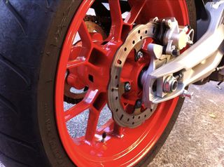 Aprilia Dorsoduro 750 2009-thumb-11